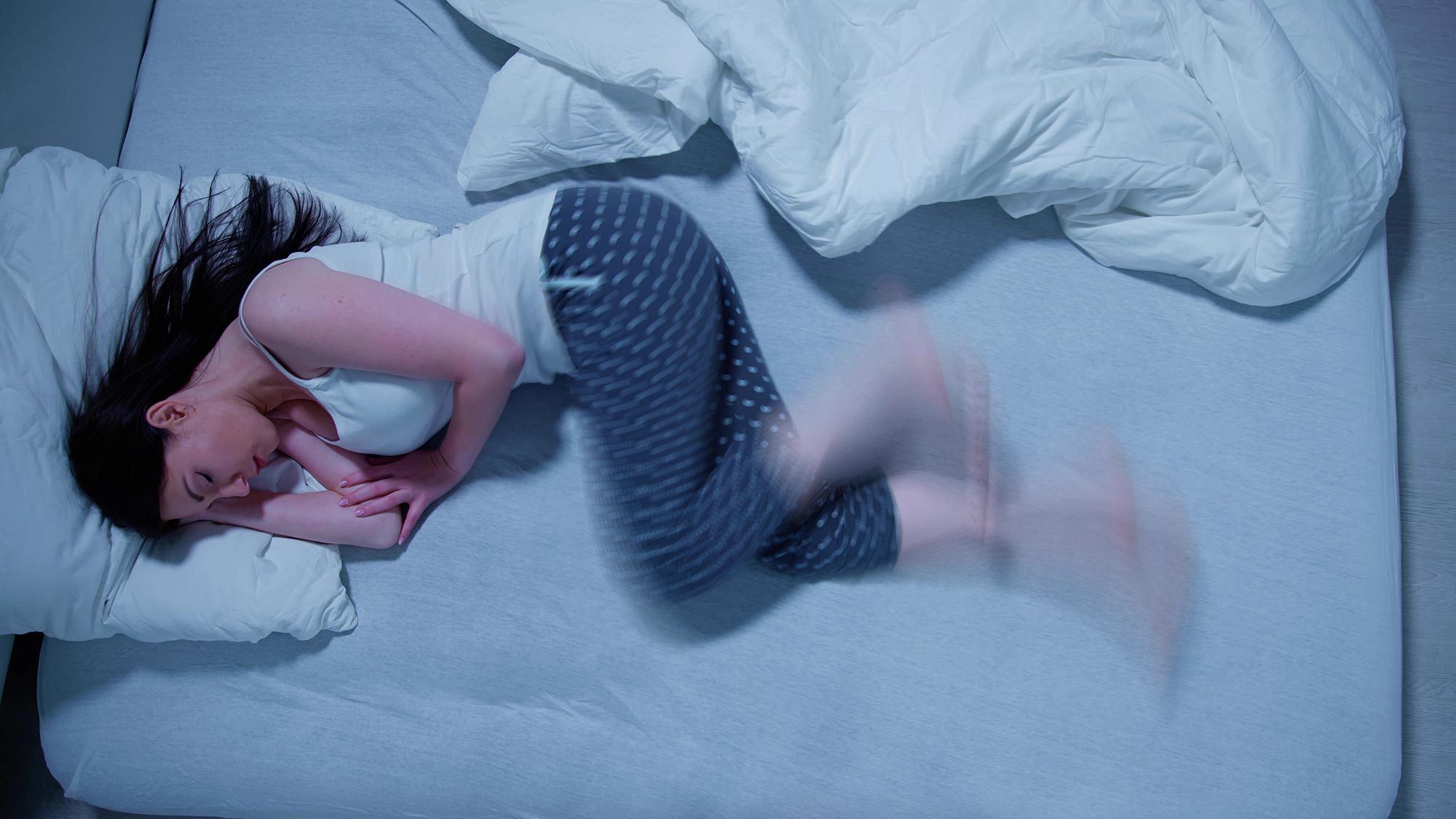 Restless Legs: Hydrotherapie und Akupressur verbessern Lebensqualität